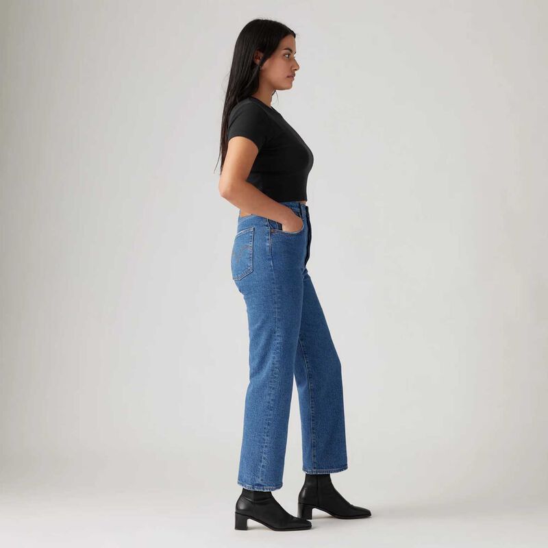 Levi's Ribcage Straight Ankle Jeans image number 2